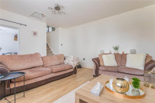 3 bed Semi-Detached for sale Image 5
