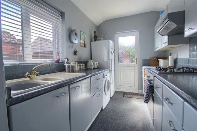 3 bed Semi-Detached for sale Image 8