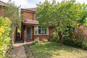 10, Vincent Lane, Dorking RH4 3HE