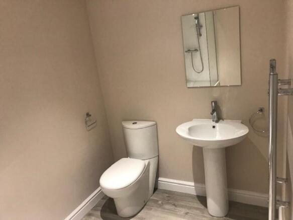 1 bed Flat to rent Image 4
