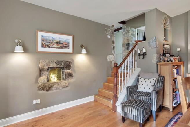 4 bed Semi-Detached for sale Image 8