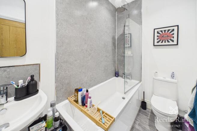 9 bed Apartment for sale Image 11