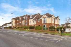 Flat 6, 1 Brookfield Court, Broadway Road, Lightwater GU18 5SL