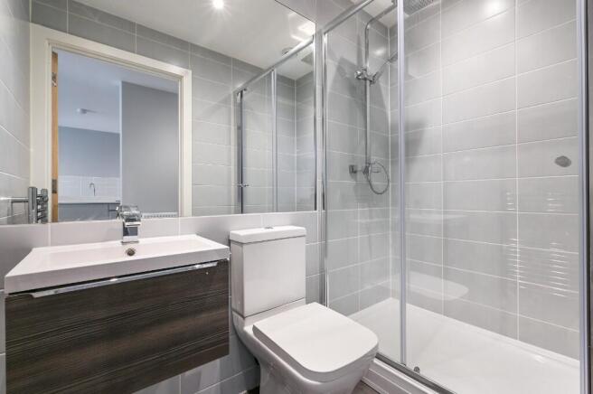 1 bed Apartment to rent Image 6