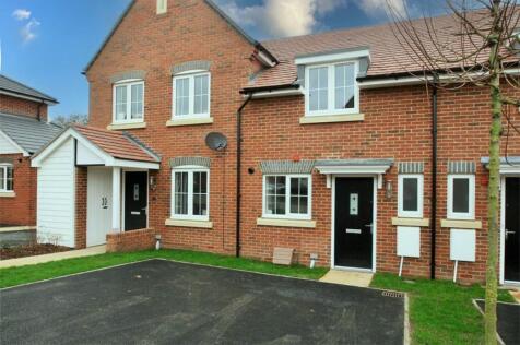 Vaughan Close, Hartley Wintney, RG27
