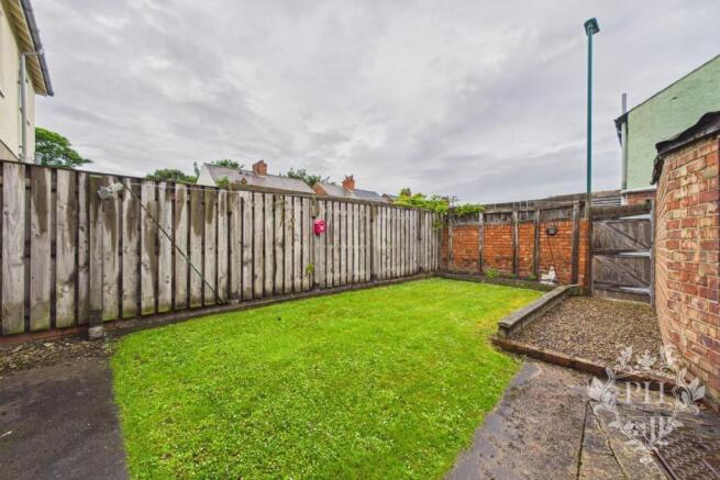 3 bed Semi-Detached for sale Image 12