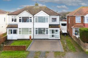 29, Noreen Avenue, Sheerness ME12 2EL