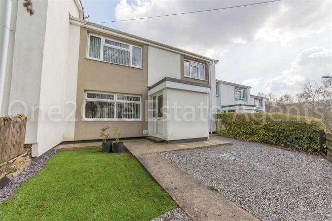 24 Bowen Close-12.jpg