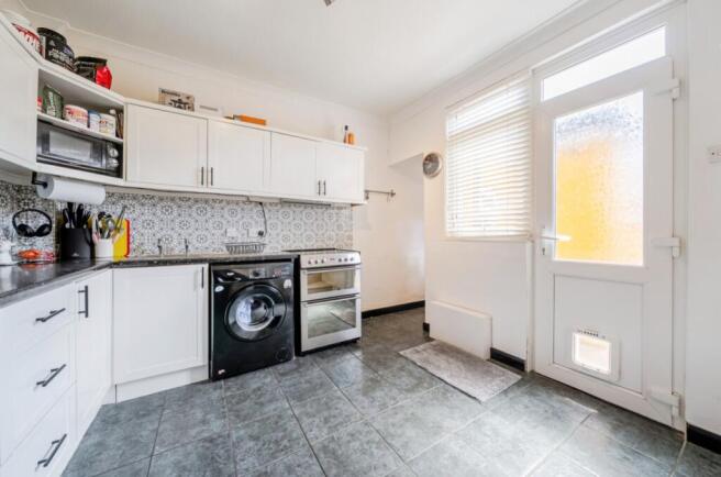 2 bed Terraced for sale Image 5