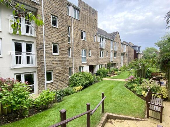 1 bed Apartment for sale in huddersfield