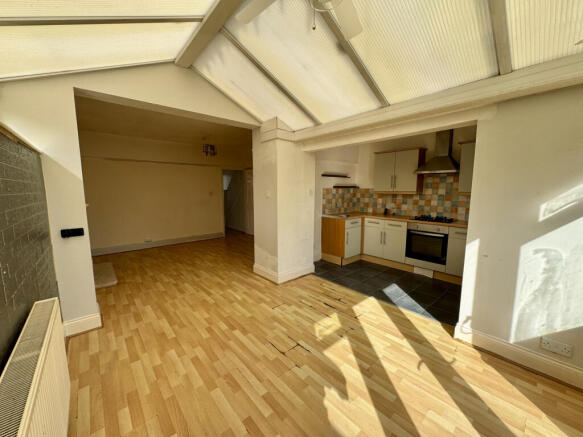 3 bed Terraced for sale Image 4
