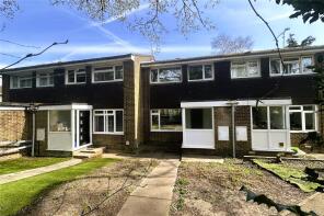 16, Copse End, Fleet GU51 4EQ