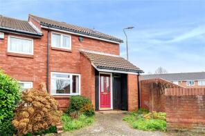 6, Almond Court, Cheltenham GL51 0XF