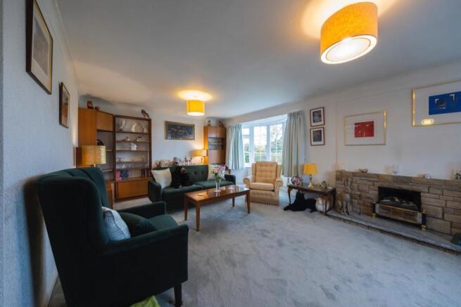 16 St Peters Drive-001.JPG