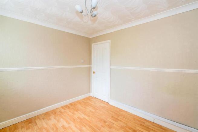 49 Priory Road, Rugeley, WS15 1HZ 11.jpg