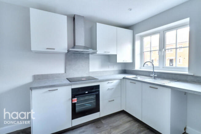 2 bed Semi-Detached for sale Image 4