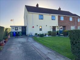 11, Ayscough Avenue, Grimsby DN41 8AT