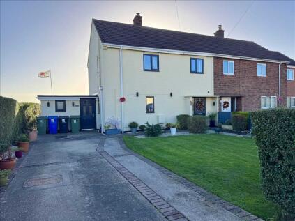 AYSCOUGH AVENUE, STALLINGBOROUGH, Grimsby