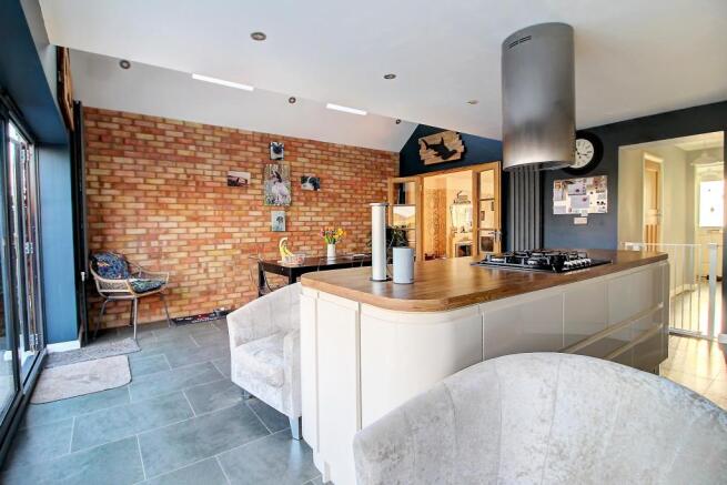 Kitchen diner