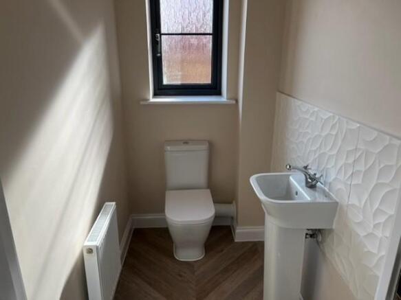 Downstairs WC.jpg