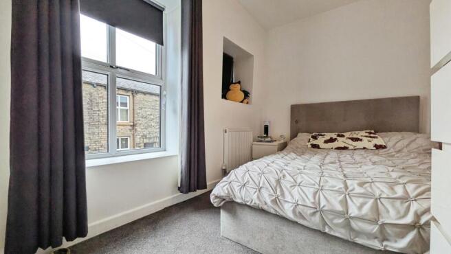 2 bed Terraced for sale Image 7