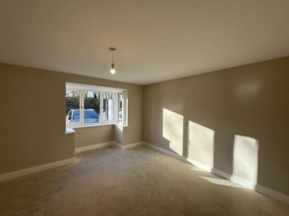 1 bed Ground Flat for sale Image 4
