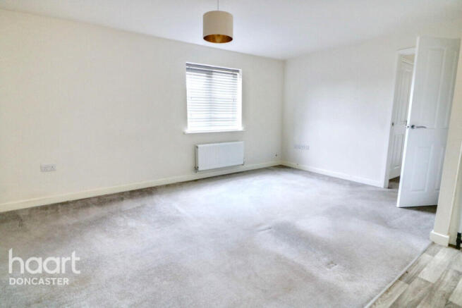 2 bed Coach House for sale Image 11