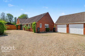 28 The Lodge, Neatherd Moor, Dereham NR20 4AX