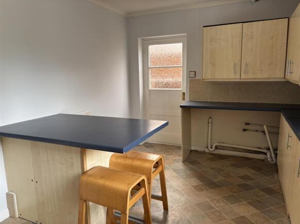 3 bed Detached Bungalow for sale Image 5