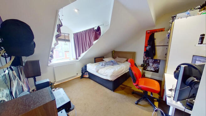 6 bed Terraced to rent Image 6