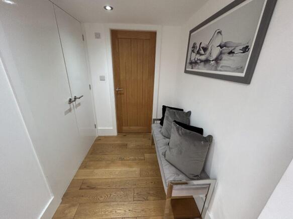 4 bed Detached for sale Image 10