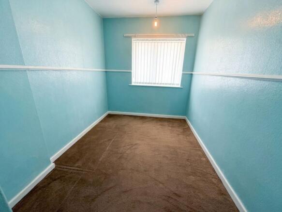 3 bed Terraced for sale Image 8