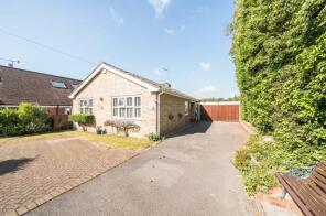 20, Ayling Lane, Aldershot GU11 3LZ