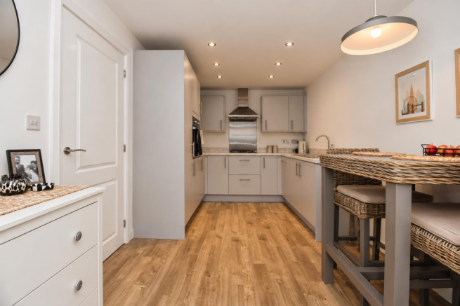 3 bed Semi-Detached for sale Image 7