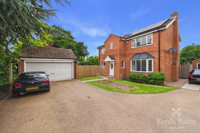 4 bed Detached for sale in york