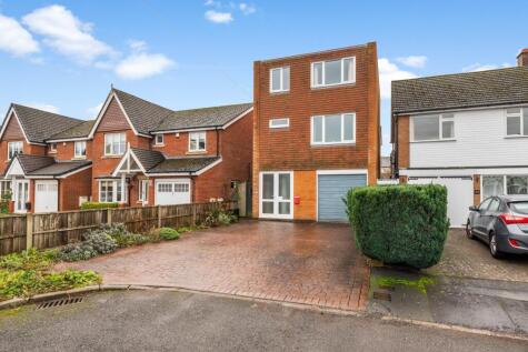 Wakefield Close, Boldmere, Sutton Coldfield, B73