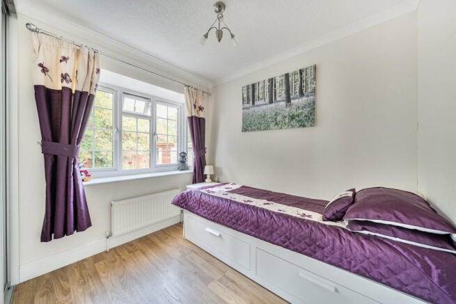 2 bed Park Home for sale Image 11