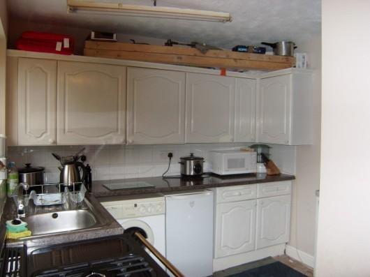 KITCHEN/BREAKFAST