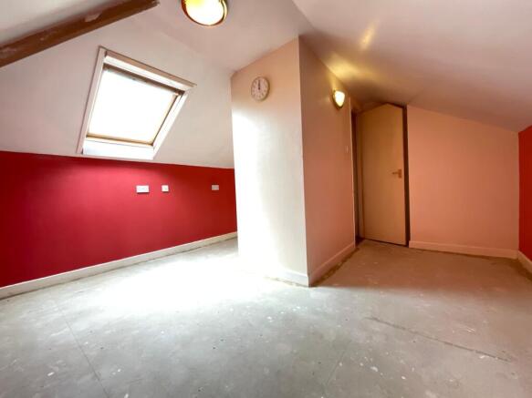 2 bed Semi-Detached Bungalow for sale Image 11