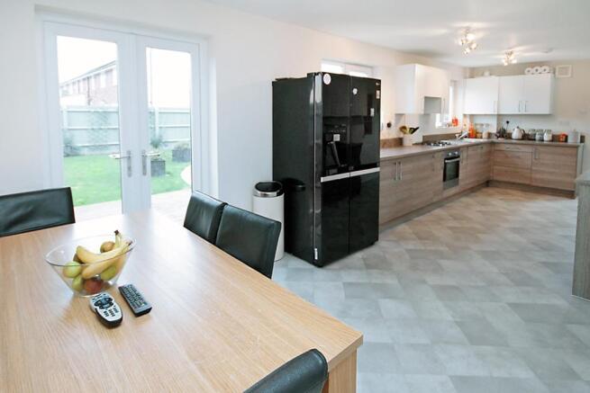 Kitchen/Dining Room