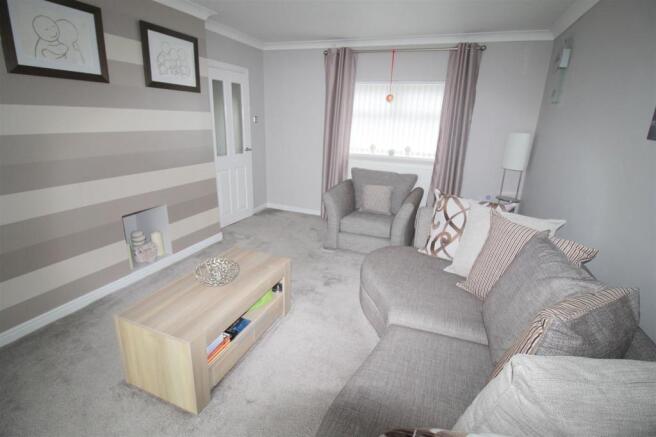 Another Aspect of the Lounge