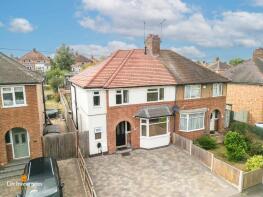 17, Lyndhurst Road, Rugby CV21 4HL