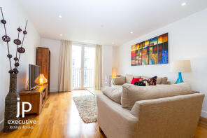 31, Hayes Apartments, The Hayes, Cathays, Cardiff CF10 1AQ