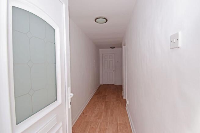 111a Broad Street, hall a.jpg