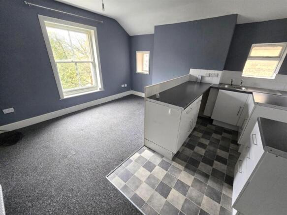 Lounge/Kitchen
