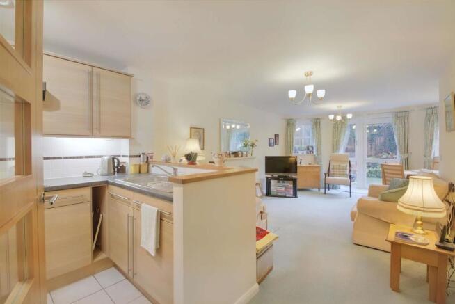 Lounge/Kitchen