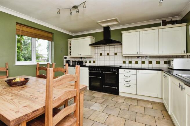 Kitchen Diner: