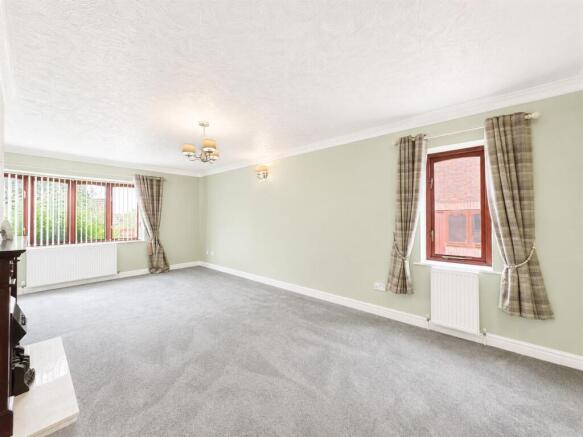 3 bed Detached for sale Image 6