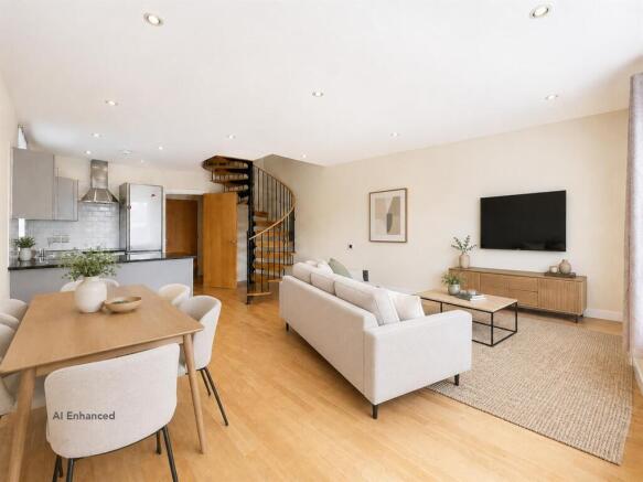 2 bed Flat for sale Image 5