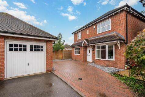 Bretby Close, Bentley Heath, Solihull